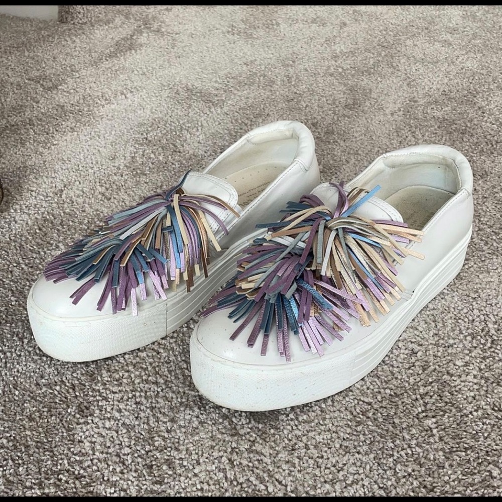 Kenneth Cole slip on sneakers